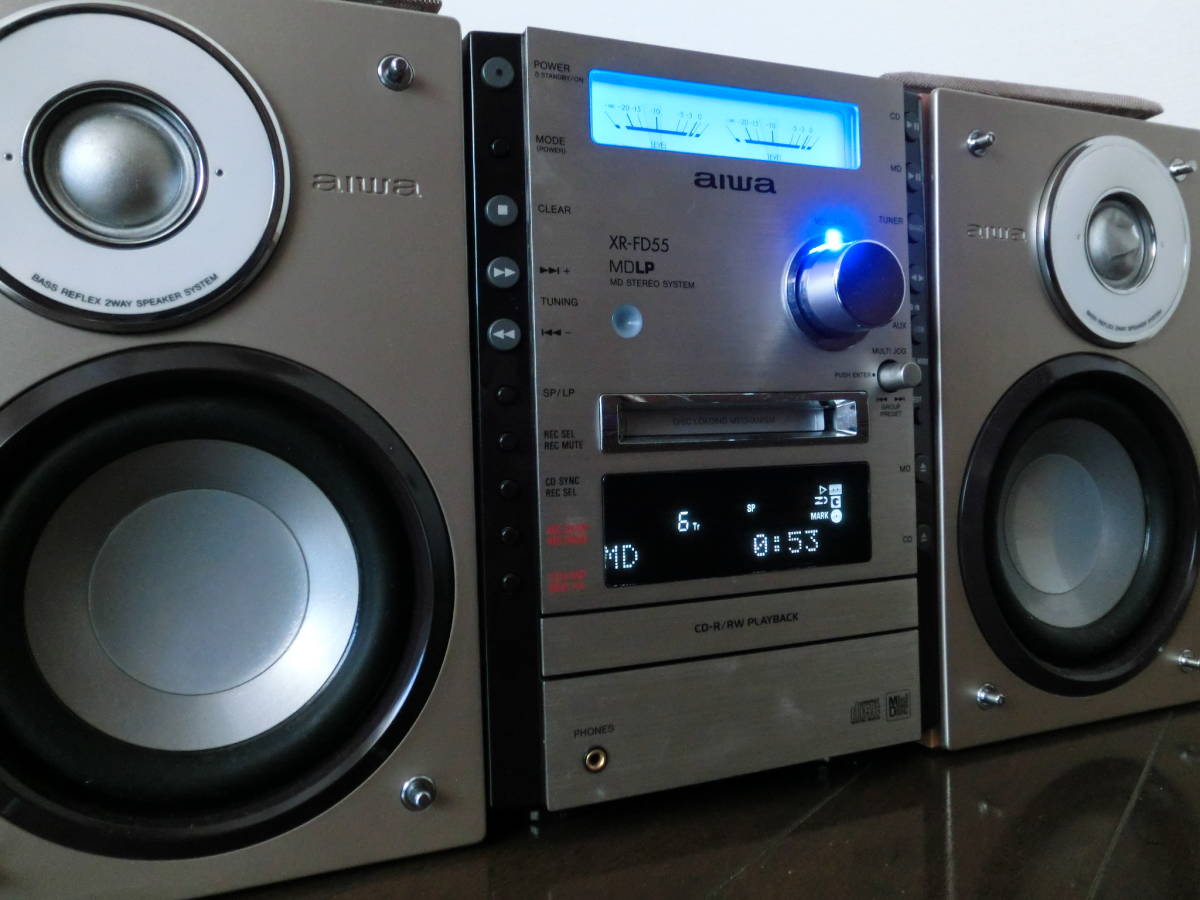 カセット・MD・CDコンポ♪ AIWAのニードルメーターがかっこいいCD/MD/カセットコンポ XR-FD55