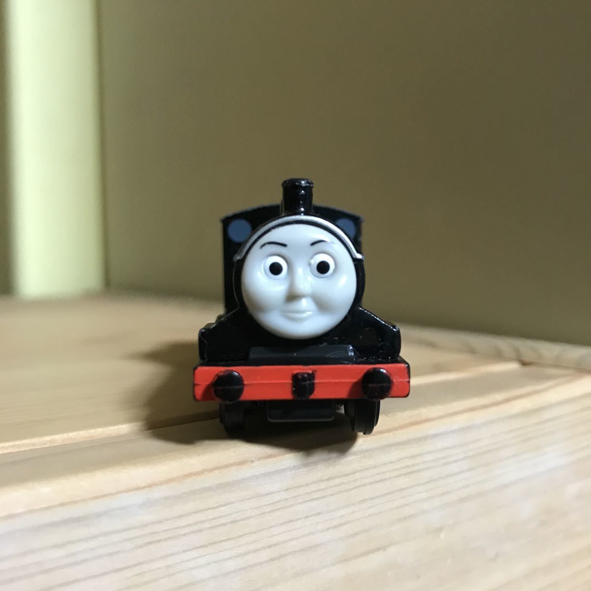 有 絶版レア なドナルド トーマストミカa ドナルド 06年製 トミカ きかんしゃトーマス ドナルドトミカ キャラクタートミカ 売買されたオークション情報 Yahooの商品情報をアーカイブ公開 オークファン Aucfan Com