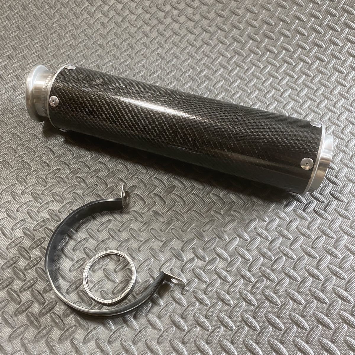 CB400SF NC31 マフラー　カーボン 新品 CB400SF（NC31/39) カーボン スリップオン マフラー(マフラー本体