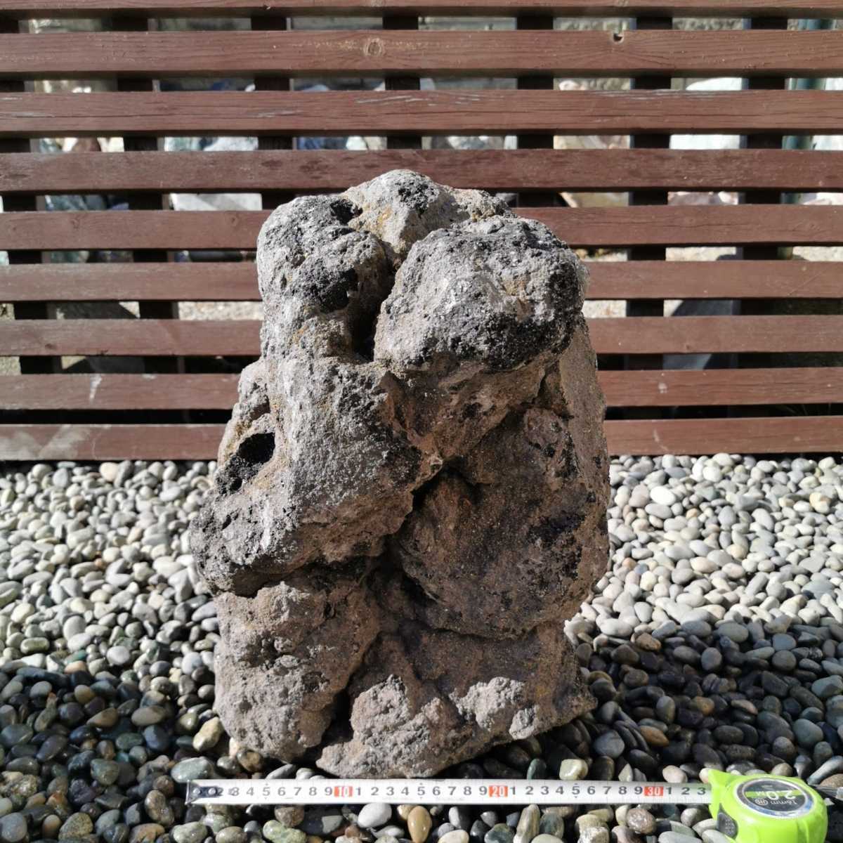 浅間溶岩石　14.5キロ　庭石　鑑賞石 石　石材　庭　坪庭　ガーデニング 浅間溶岩石 14.5キロ 庭石 鑑賞石 石 石材 庭 坪庭 ガーデニング Yahoo