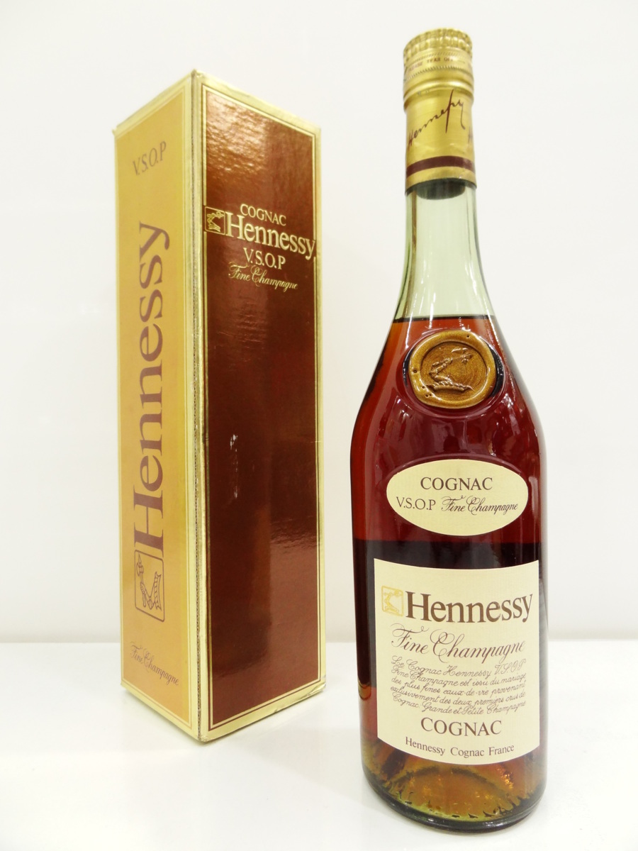 Hennessy VSOP Fine Champagne 700ml箱付き 古酒 古酒 ヘネシー VSOP フィーヌ シャンパーニュ コニャック ブランデー