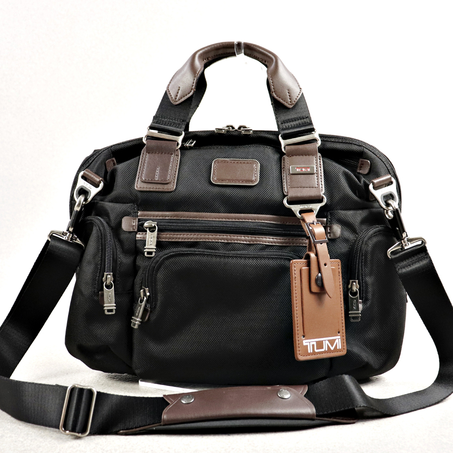 参考価格￥38,500- 美品 TUMI トゥミ 22619DH ブルックス スリム