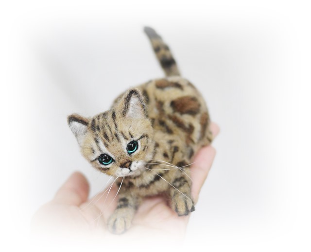 ◇malta◇ 猫 羊毛フェルト ベンガル 仔猫 ミニチュア リアル 手のり猫