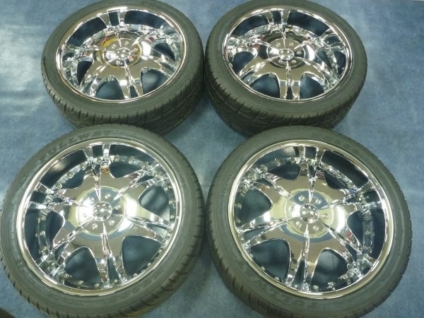 ■良品メッキ 22インチ 8.5J ?34　PCD114.3 ＆ 127 5穴　溝有 265/40R22 付 検） シボレー サバーバン タホ アストロ ムラーノ　RX