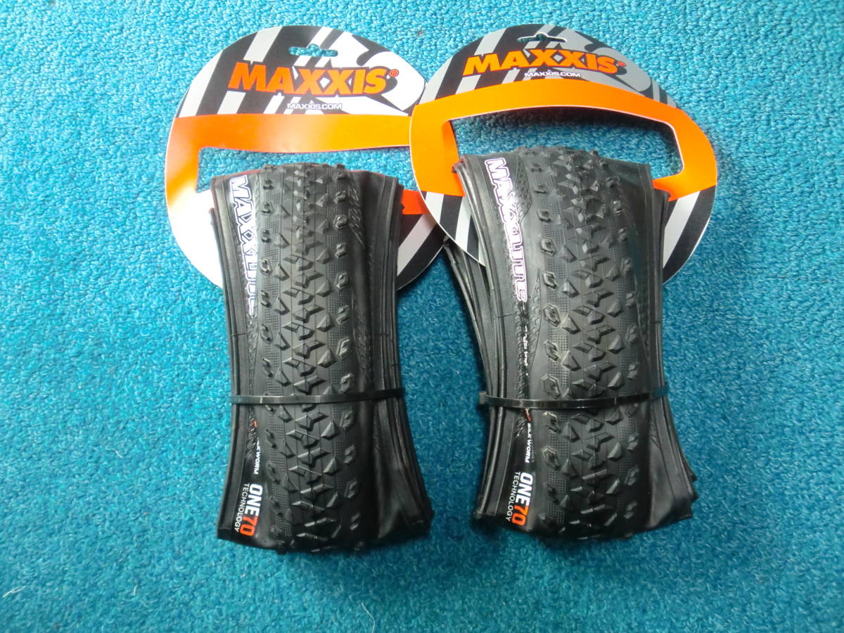 「送料込み」 MAXXIS マキシス マックスライト 27.5 × 2.00 2本セット 未使用品