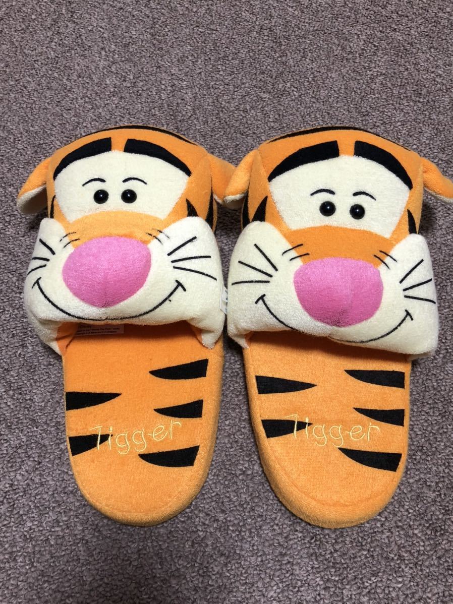 ディズニー ティガー スリッパ Disney Tigger ルームシューズ ティガー 売買されたオークション情報 Yahooの商品情報をアーカイブ公開 オークファン Aucfan Com