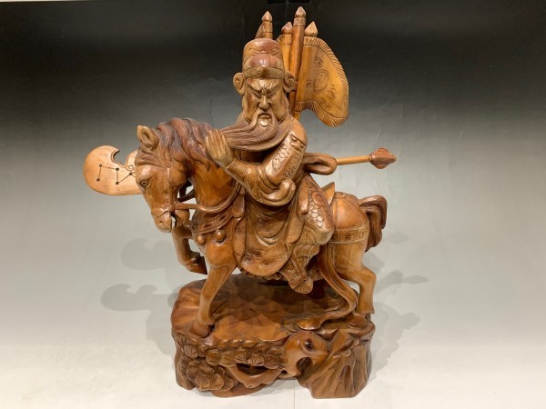 旧家より 昭和期 五虎大将軍・関羽雲長の木彫像 三国志 中国 歴史人物
