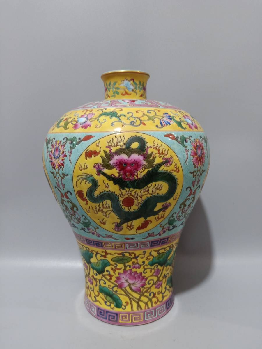 典藏】中国磁器 稀少 彩繪 龍紋 梅瓶 花瓶 花器 置物 賞物 賞瓶