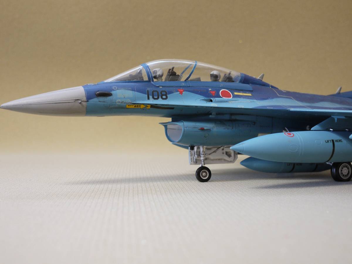 1：48　Mitsubishi F-2B 　 三菱 F2-B 航空自衛隊【完成品】