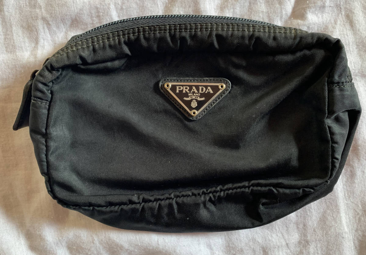 PRADA プラダ 黒 ポーチ ギャランティカード プラダ PRADA ポーチ 