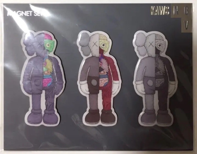 KAWS NGV限定 マグネットセット 検: カウズ コンパニオン オリジナル