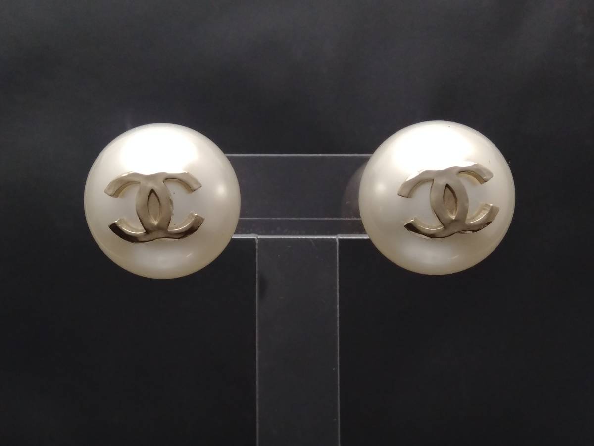 CHANEL シャネル ココマーク パール モチーフ デザイン ピアス B17 V