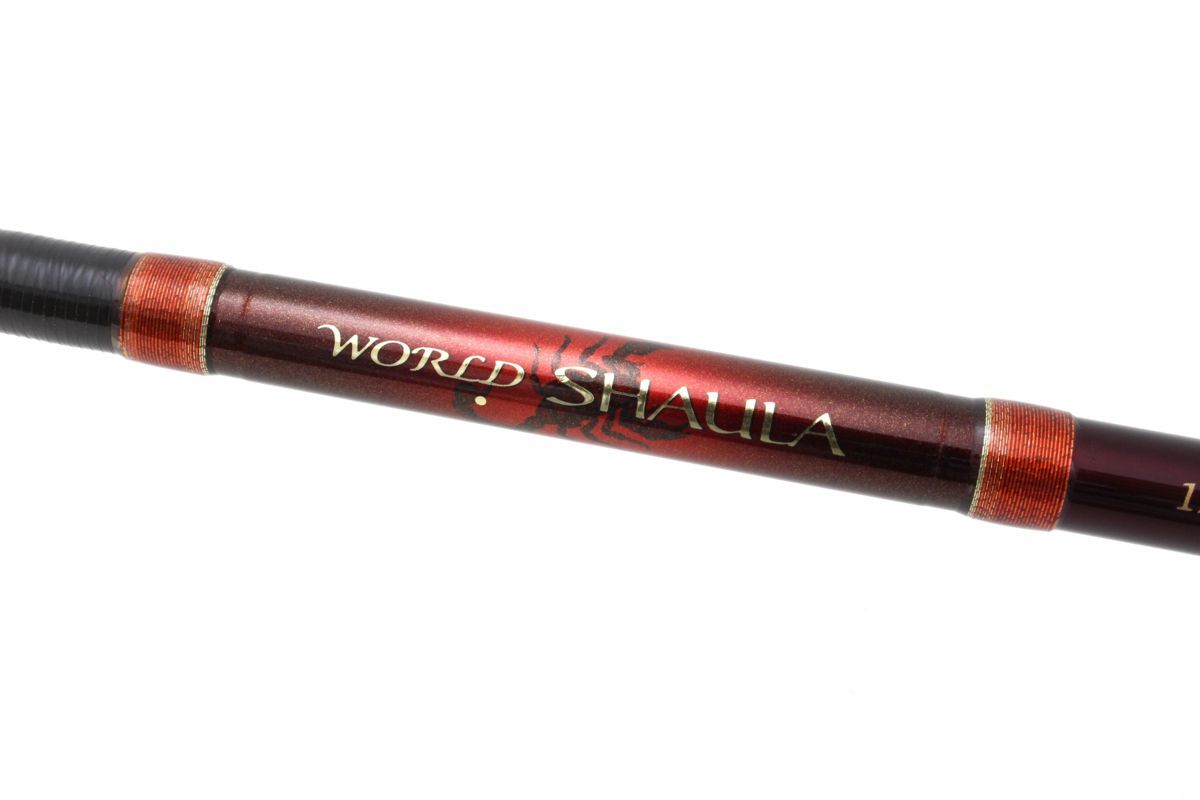 2S377★美品!【SHIMANO シマノ】 ワールドシャウラ WORLD SHAULA 1701FF-2 CODE:36427★【ニューポーン】