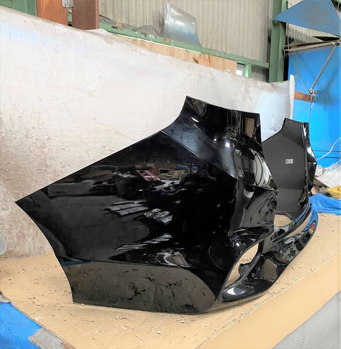GK7/8 GP7/8　シャトル　前期リアバンパー　黒/NH731P 中古良品 シャトル ホンダ Ｇ DAA-RU3 YB0501『H29&frasl;8 リアバンパー・リヤバンパー
