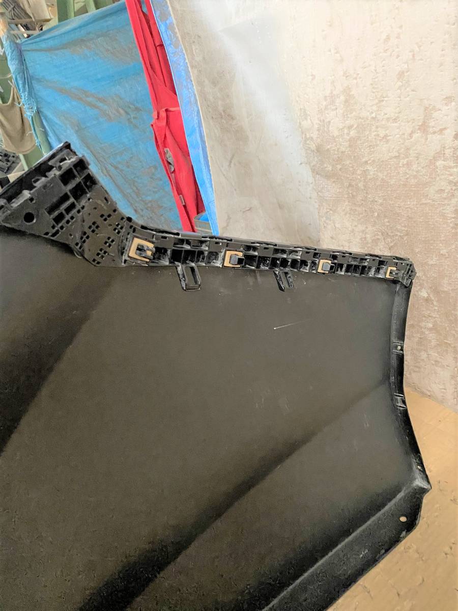 GK7/8 GP7/8　シャトル　前期リアバンパー　黒/NH731P 中古良品 シャトル ホンダ Ｇ DAA-RU3 YB0501『H29&frasl;8 リアバンパー・リヤバンパー