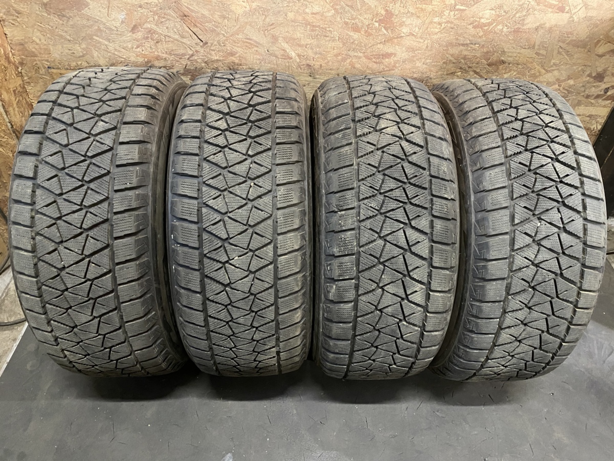 正規品，送料無料 255/55R18 BRIDGESTONE BLIZZAK DM-V2 スタッドレス 