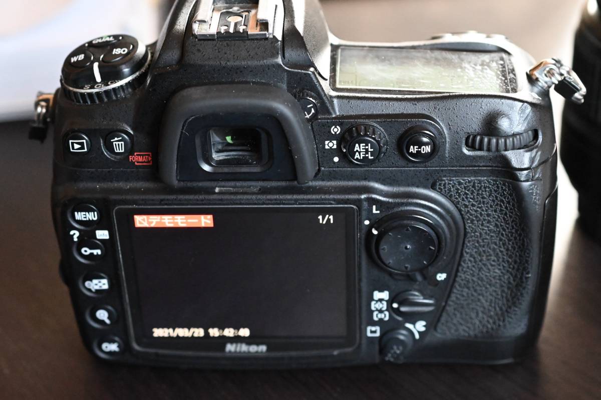 Nikon ニコン D300 デジタル一眼レフカメラ ジャンク おまけレンズ付き 
