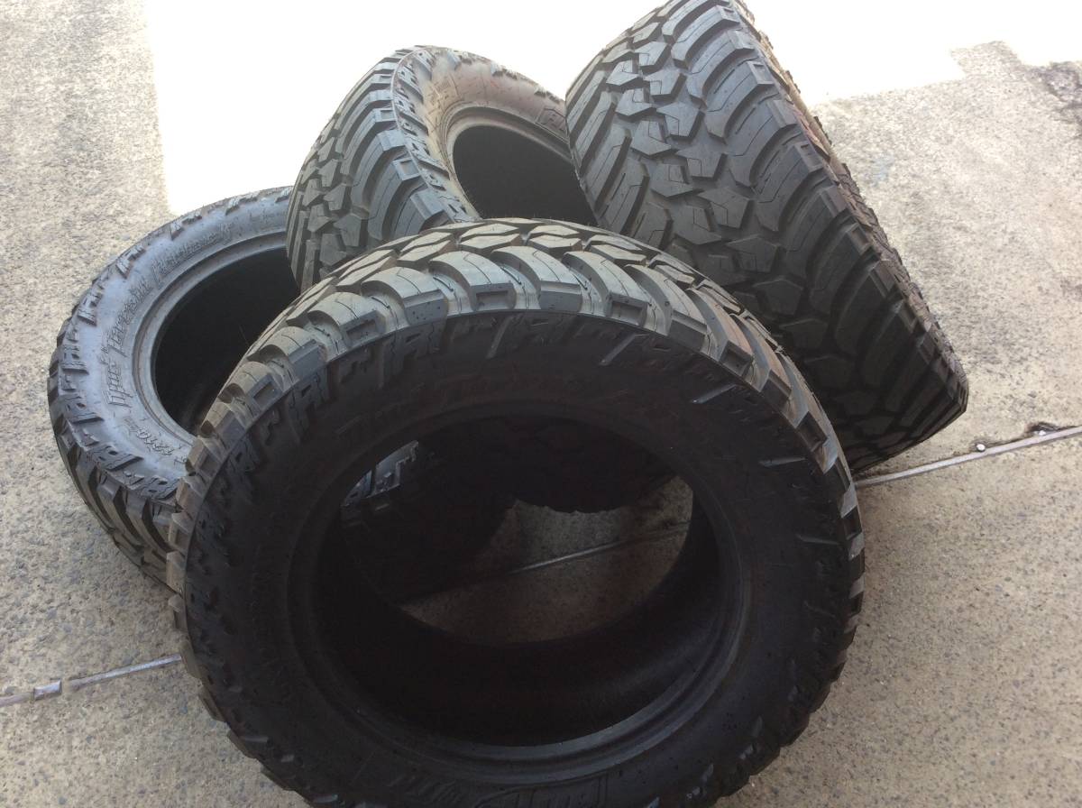 M4009 AMP Mud Terrain Attack 35×12.50R20 LT 121Q 　残ミゾ新同！！ マッドタイヤ 4本組☆彡