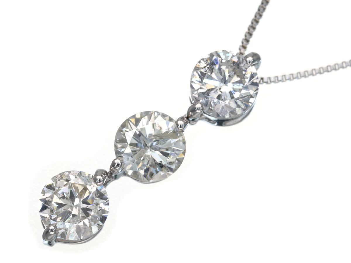 定番人気。普段使いにも K18WG ダイヤモンド 1.00ct ペンダント 