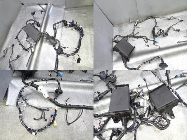 アルファード DBA-AGH30W ヒューズ ボックス BOX 070 EGルーム内用
