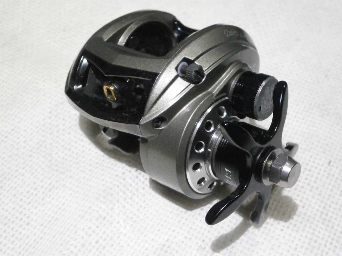 アブ REVO レボ LT 左 スプール・ハンドル無し 美品 REVO レボ アブ