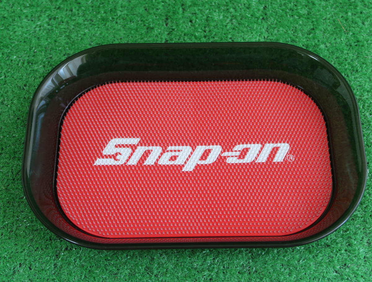 Snap-on スナップオン 100周年記念シートカバー (作業用)赤＆黒セット 