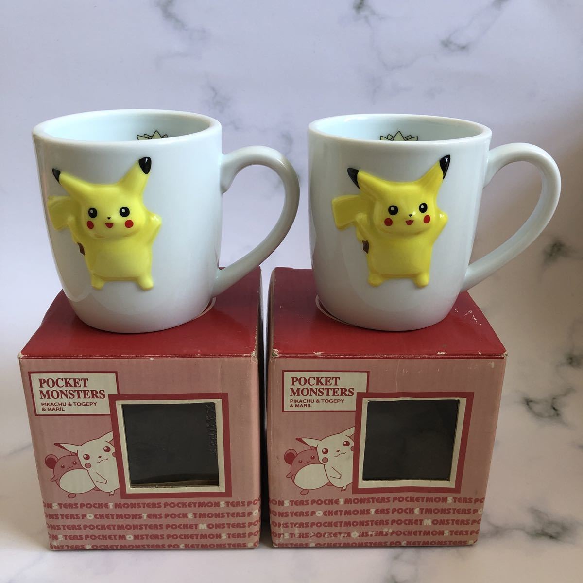 ポケットモンスター　ピカチュウ　レリーフマグカップ_1