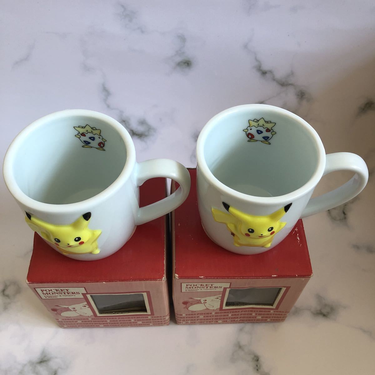 ポケットモンスター　ピカチュウ　レリーフマグカップ_2