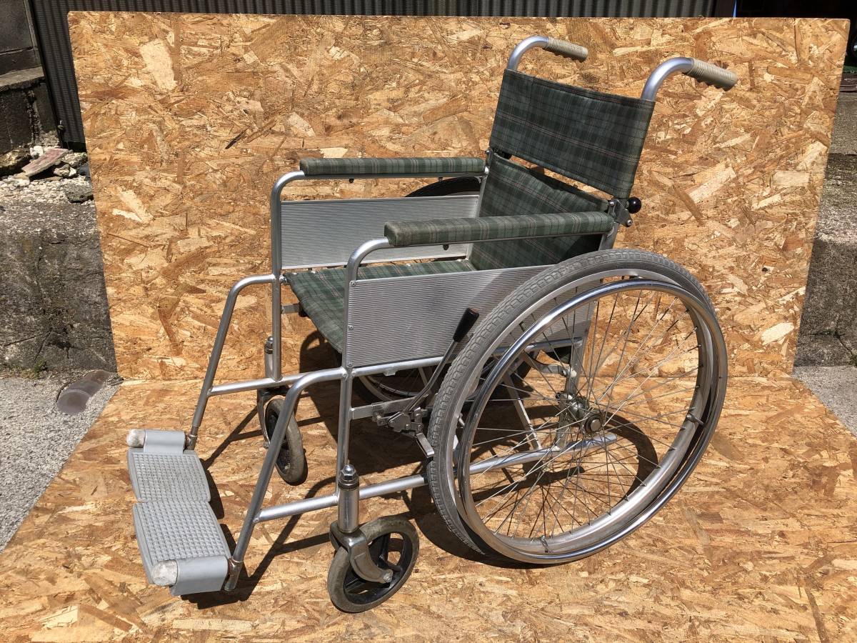 B14 1円スタート 車椅子 車いす 軽量アルミ折りたたみ グリーン チェック柄 コンパクト 介護用品 パンク 福岡発 直接引き取り歓迎 自走用 売買されたオークション情報 Yahooの商品情報をアーカイブ公開 オークファン Aucfan Com