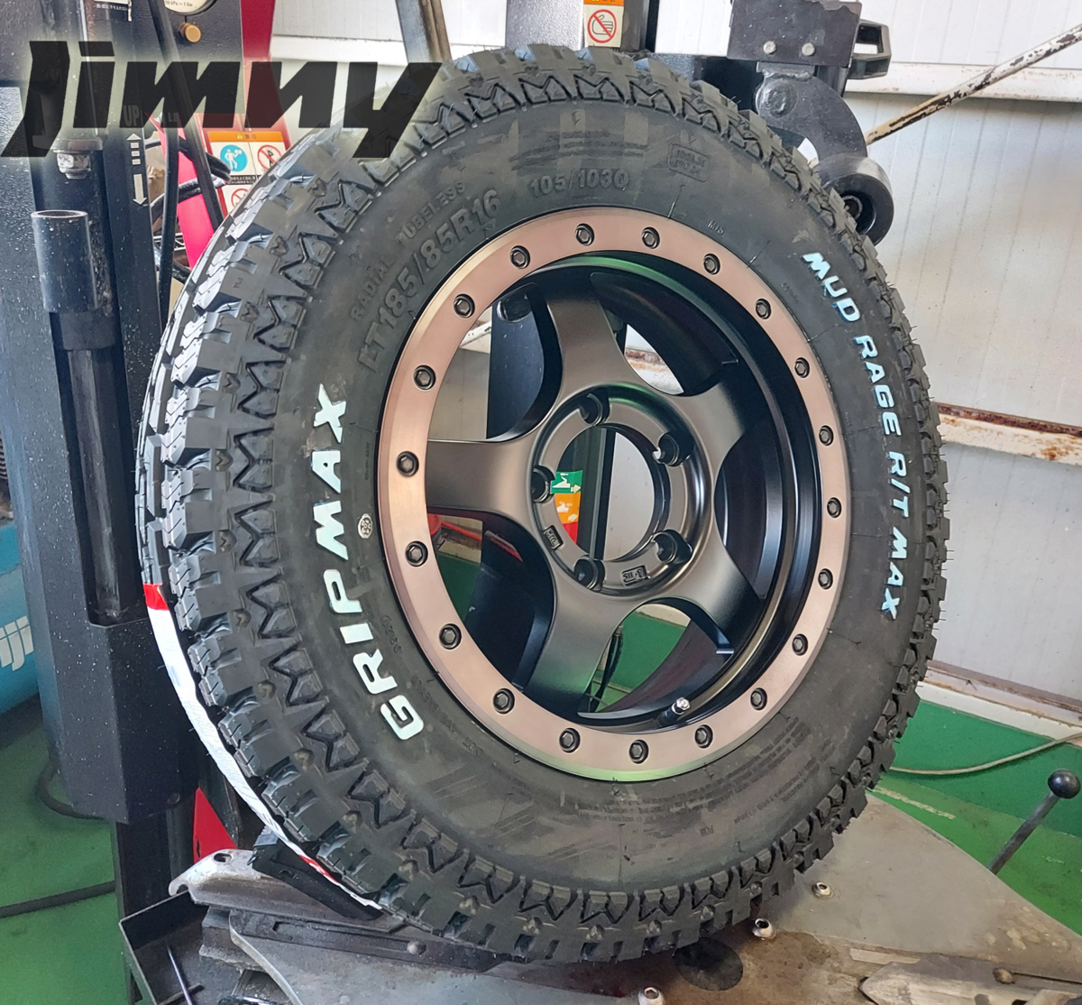 ジムニー JB64 JB23 JA BDX05 グリップマックス 185/85R16 タイヤホイールセット 16インチ マッドレージ RT ホワイトレター