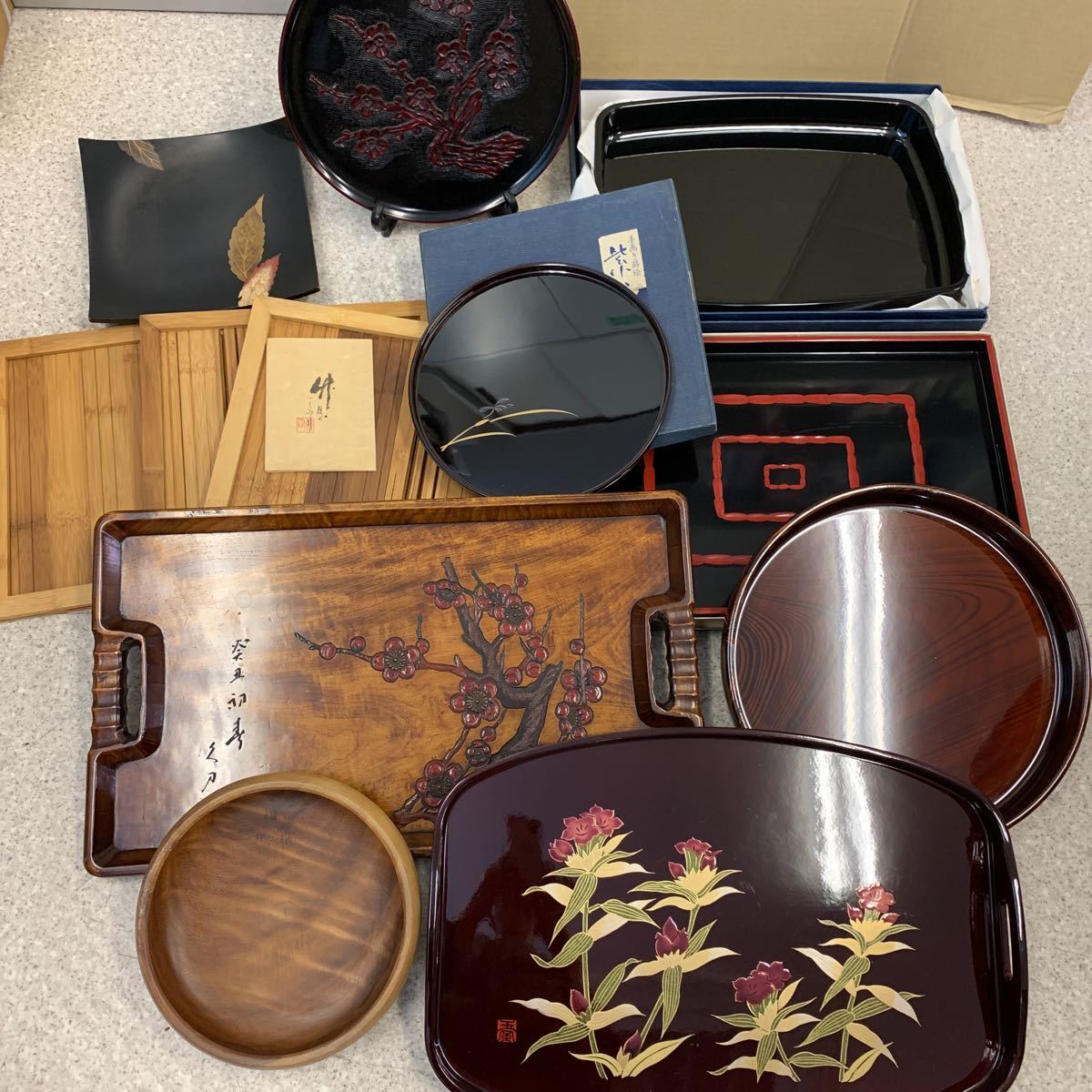 CM397 【加賀蒔絵師 高崎秋峰作】輪島塗 黒内銀地色紙面秋草蒔絵棗・内