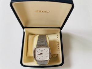 SEIKO セイコー クォーツ 4130 スクエア ヴィンテージ 非稼働 SEIKO 