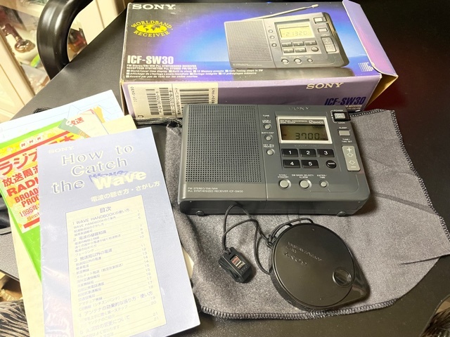 未使用? ソニー SONY ICF-SW30 元箱 取説 付属品付き トランジスタラジオ