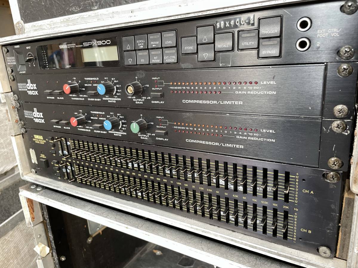 YAMAHA SPX900 Yamaha SPX-900 Professional Multi-Effect Processor –