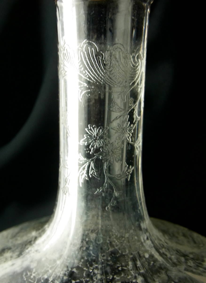 フランスアンティーク Limoges ロカイユスタイル 白磁のソーシエール