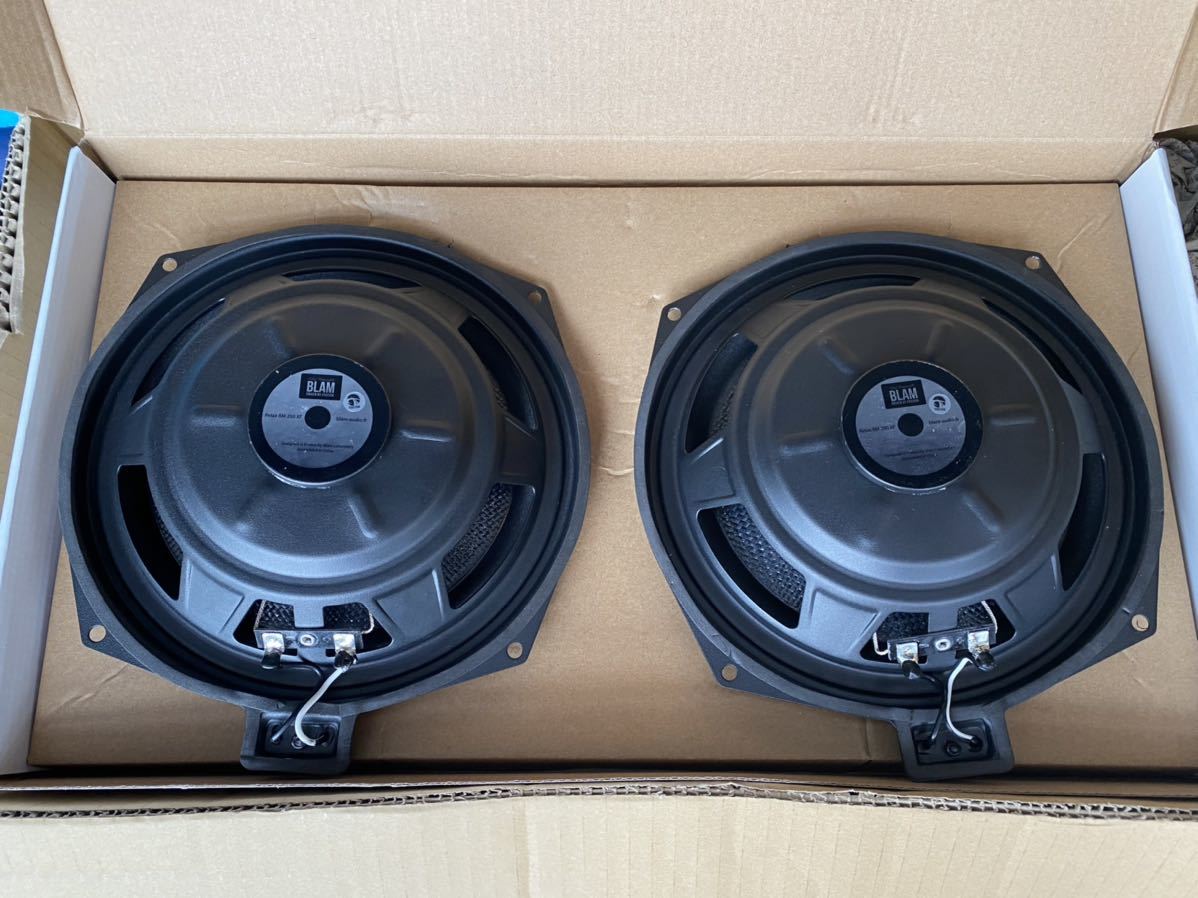 BMW BLAM BM 200 XF サブウーファ BMW専用 BLAM Relax サブウーファー BM200XF BLAM ブラムサブウーハー