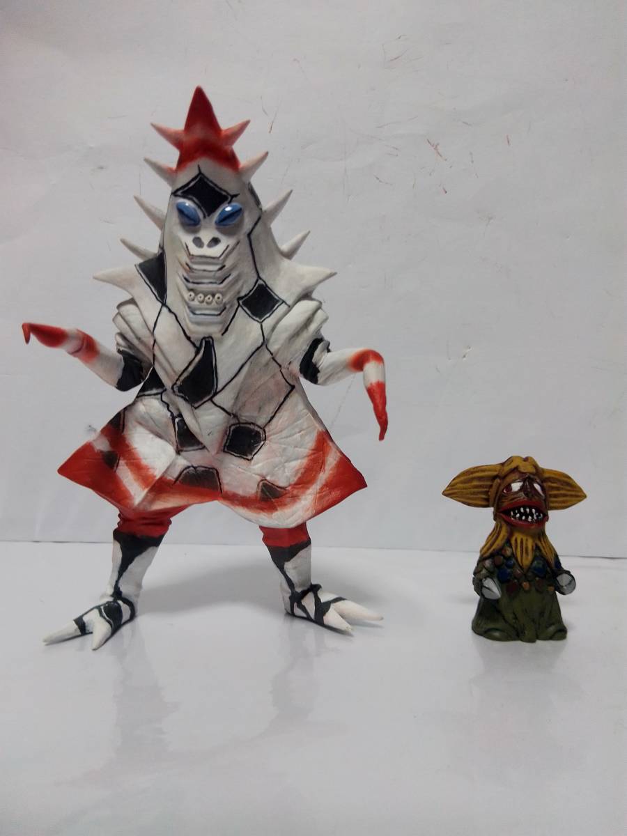 新作，正規品 帰って来たウルトラマン ササヒラーと付属のヤメタランス ガレージキット(帰ってきたウルトラマン)｜売買されたオークション情報、yahooの商品情報をアーカイブ公開 - オークファン 帰ってきたウルトラマン