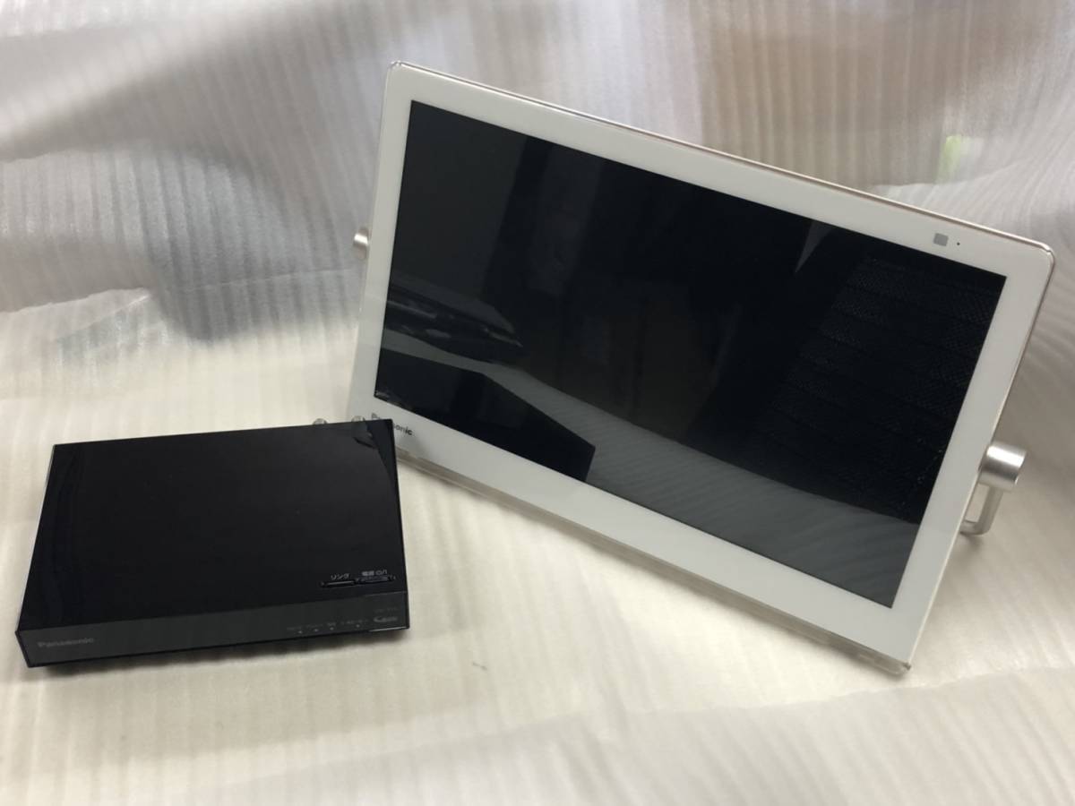Panasonic】 HDDレコーダー付ポータブル 防水 デジタルテレビ UN-15T8