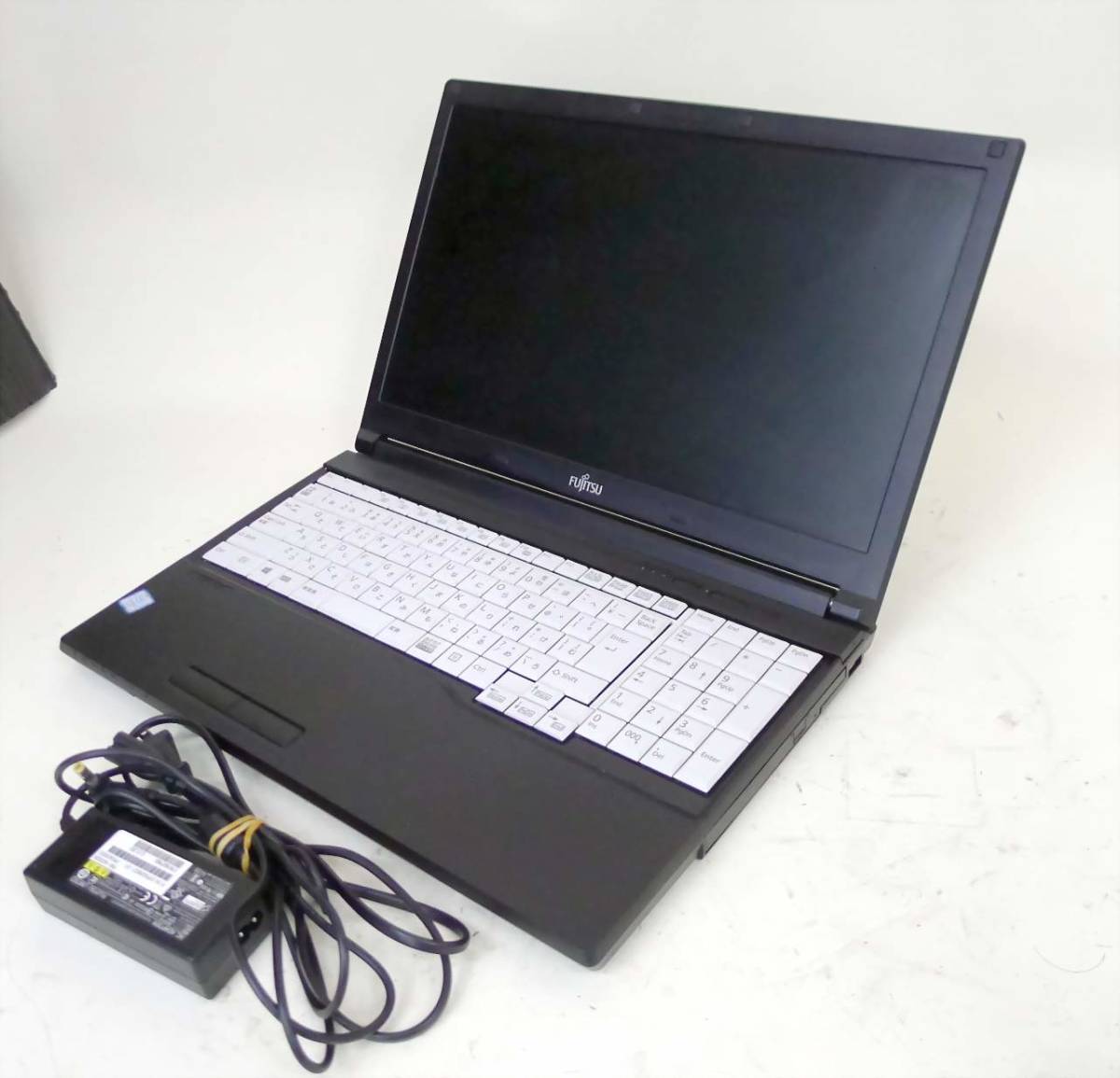 T9320nジャンク Fujitsu FMVA1602VP i3 SkyLake DDR4 15.6 -fujitsu