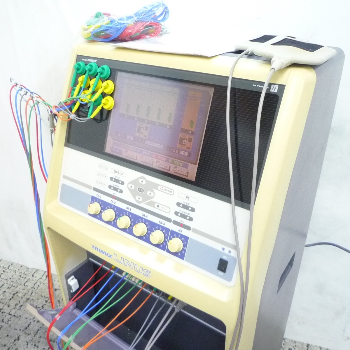 日本メディックス　SSPトリミックスリノス　TM-5501 ジャンク品 日本メディックス トリミックス リノス TM-5501 低周波治療器 SSP療法