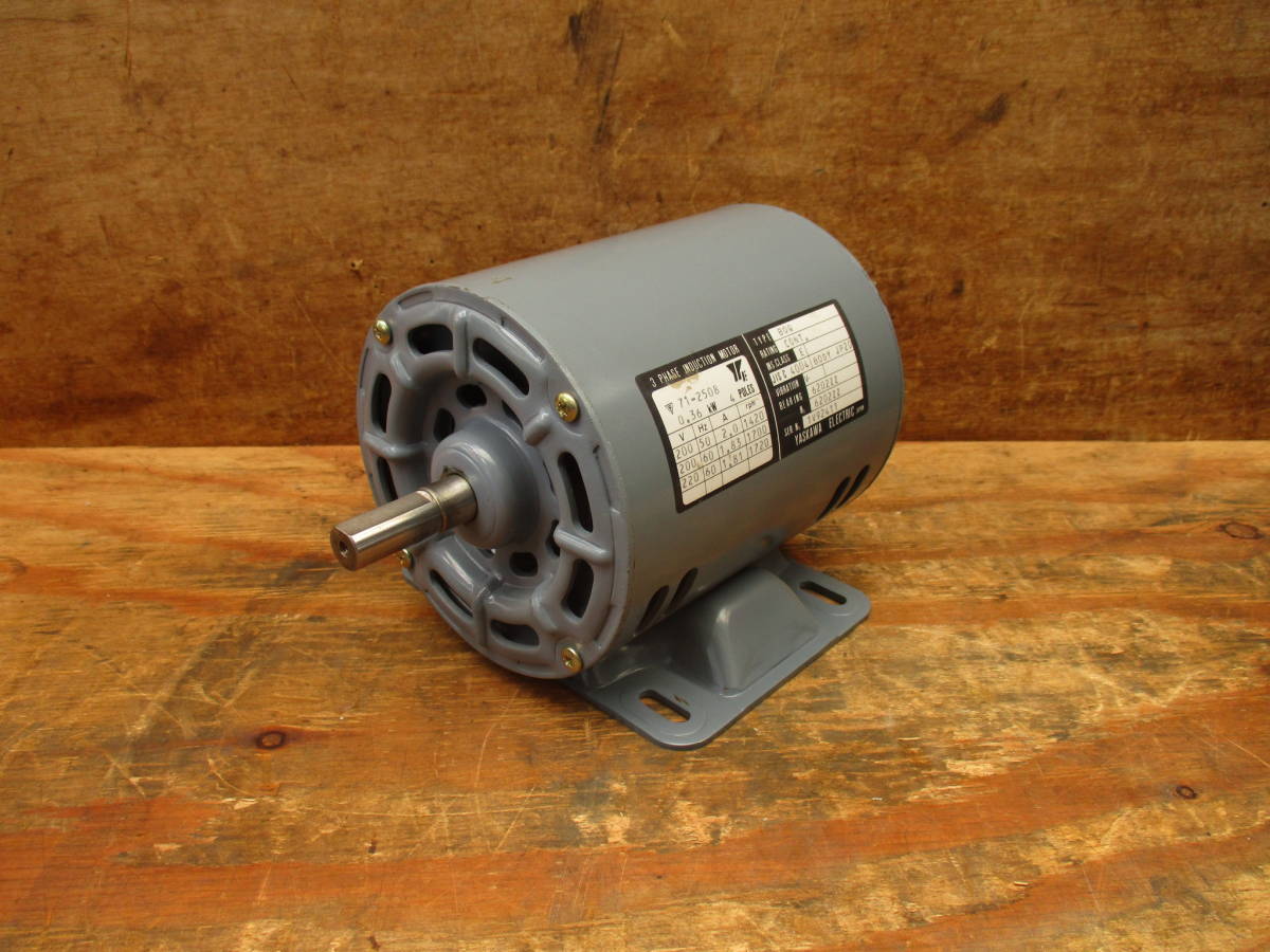 安川電機 三相モーター BOQ 軸径約14mm 三相200V 0.36kW(電動
