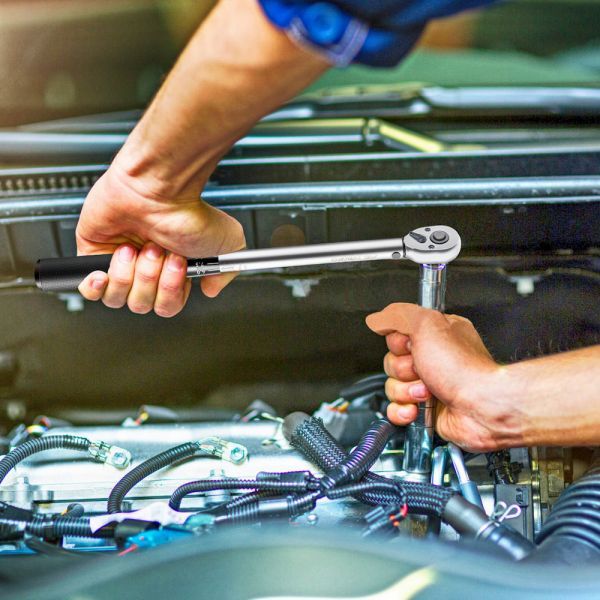 予約 送料無料 プレセット型 トルクレンチ 12.7mm(1/2インチ) 25-220N・m　17/19/21mmソケット セット 両回転可能 タイヤ交換 NLB-101C_8