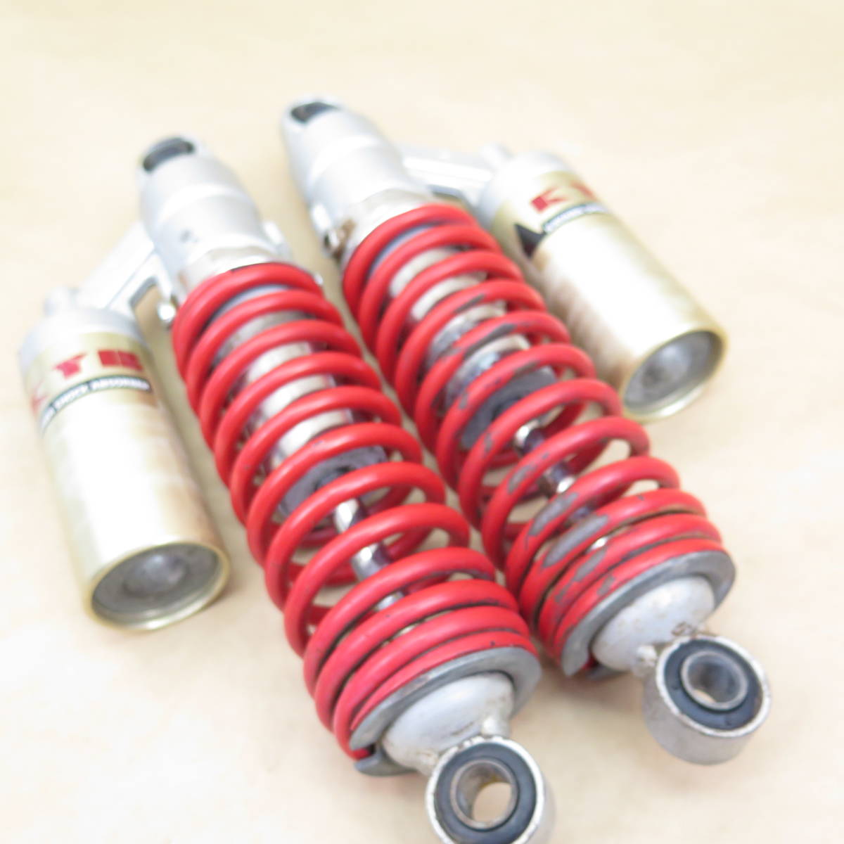 GSX400 インパルス S/IMPULSE S (GK79A) KYB製 純正リアサスペンション
