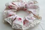 ■ハンドメイドシュシュ■ピンクレース薔薇■ルシアン■_1