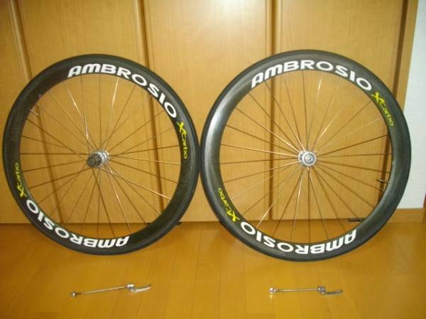AMBROSIO X carbo』アンブロッシオ Xカーボ：45mm(27インチ、700C