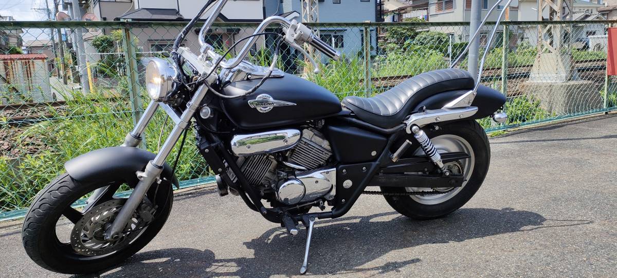 マグナ250　マットブラック　急ぎで買い手探してるのでお安く出品中