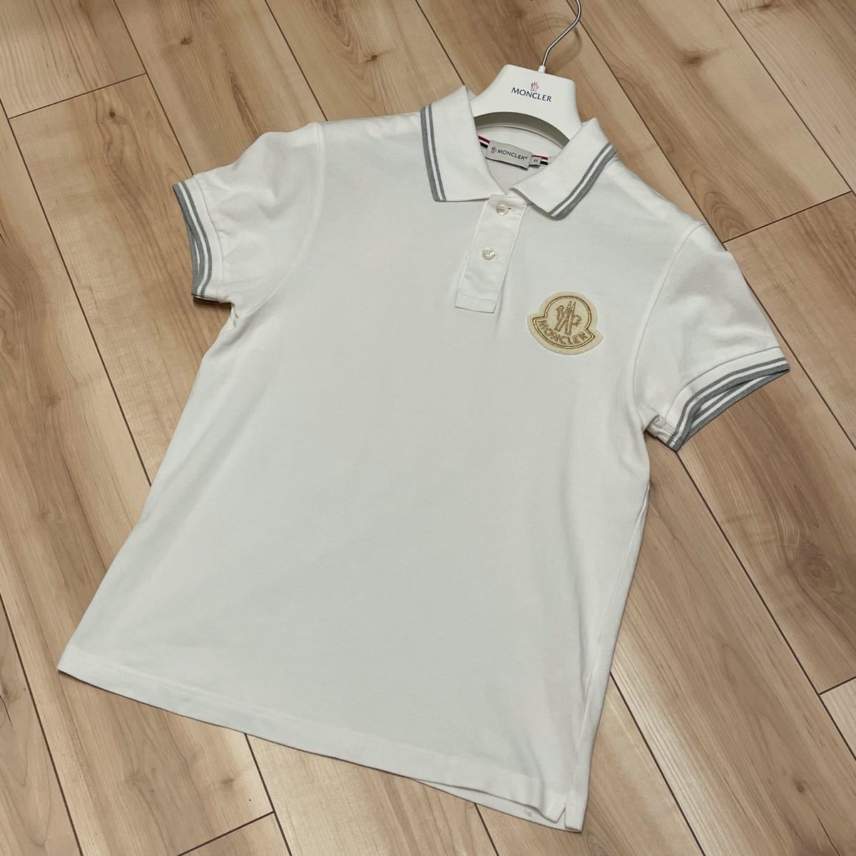 セットモンクレールBEAMS限定ビッグゴールドワッペン ポロシャツL　tシャツM 送料無料】BEAMS別注 MONCLER モンクレール ゴールデン ビックワッペン