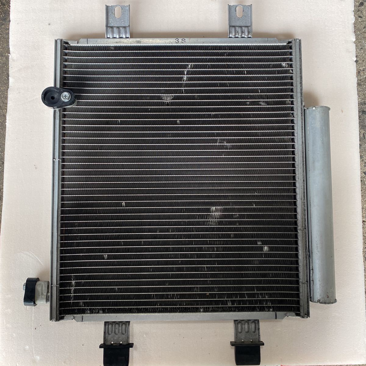 タント　LA600S 純正エアコンコンデンサー 