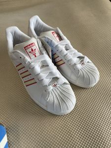 adidas スーパースター 白のヤフオク!の相場・価格を見る｜ヤフオク!の 