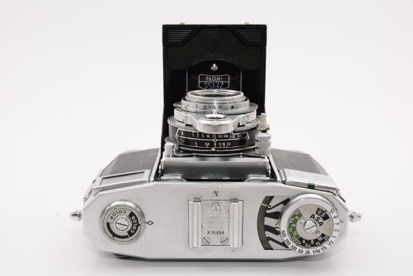 ZEISS IKON CONTESSA35／Tessar 45mmf2.8付 ZEISS IKON CONTESSA 35